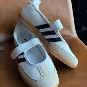 Adidas SAMBAS MARY JANES, WOMENS 6.5